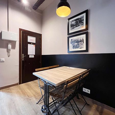 Stay U-Nique Apartments Est Барселона Екстериор снимка