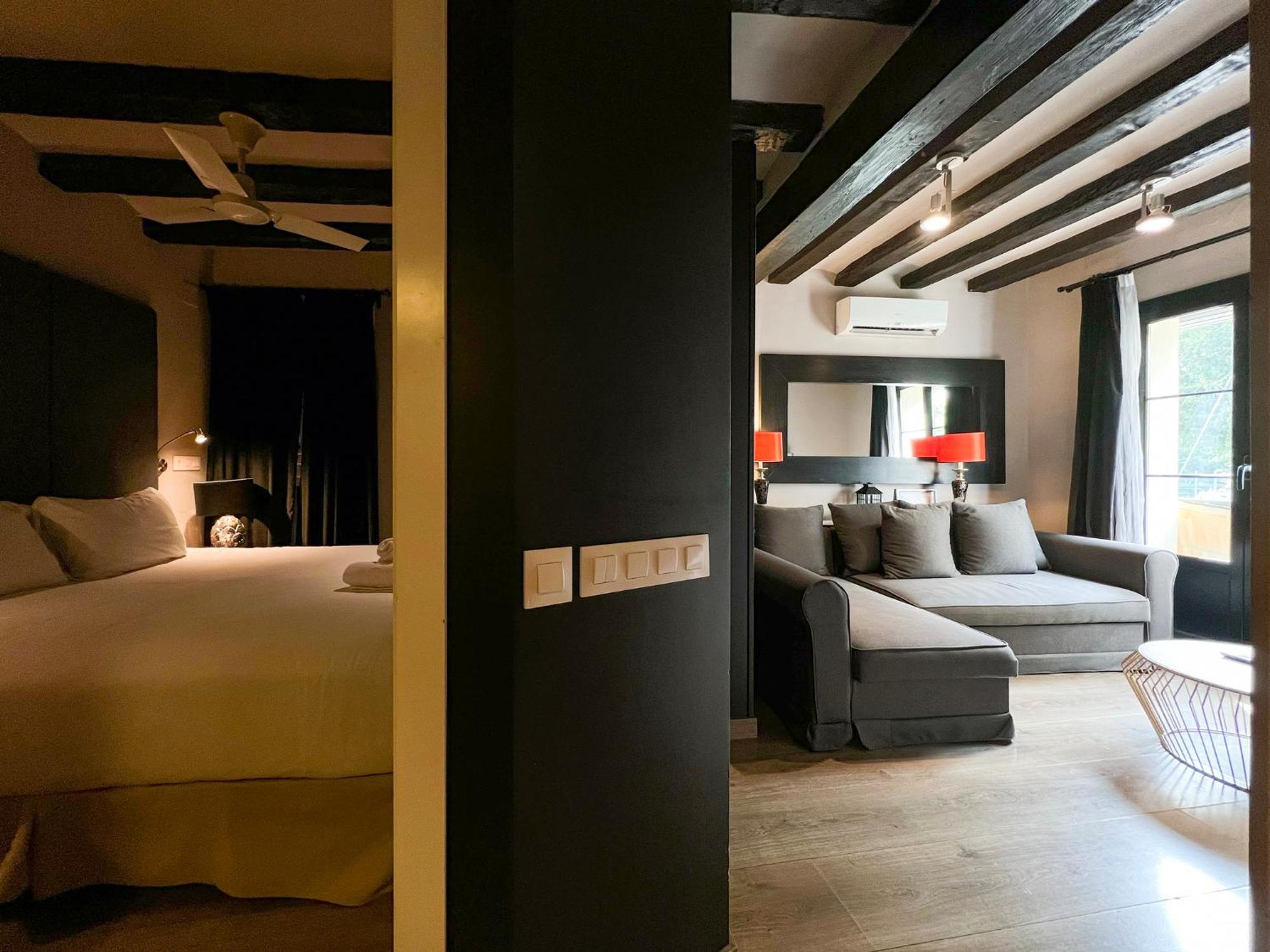 Stay U-Nique Apartments Est Барселона Екстериор снимка