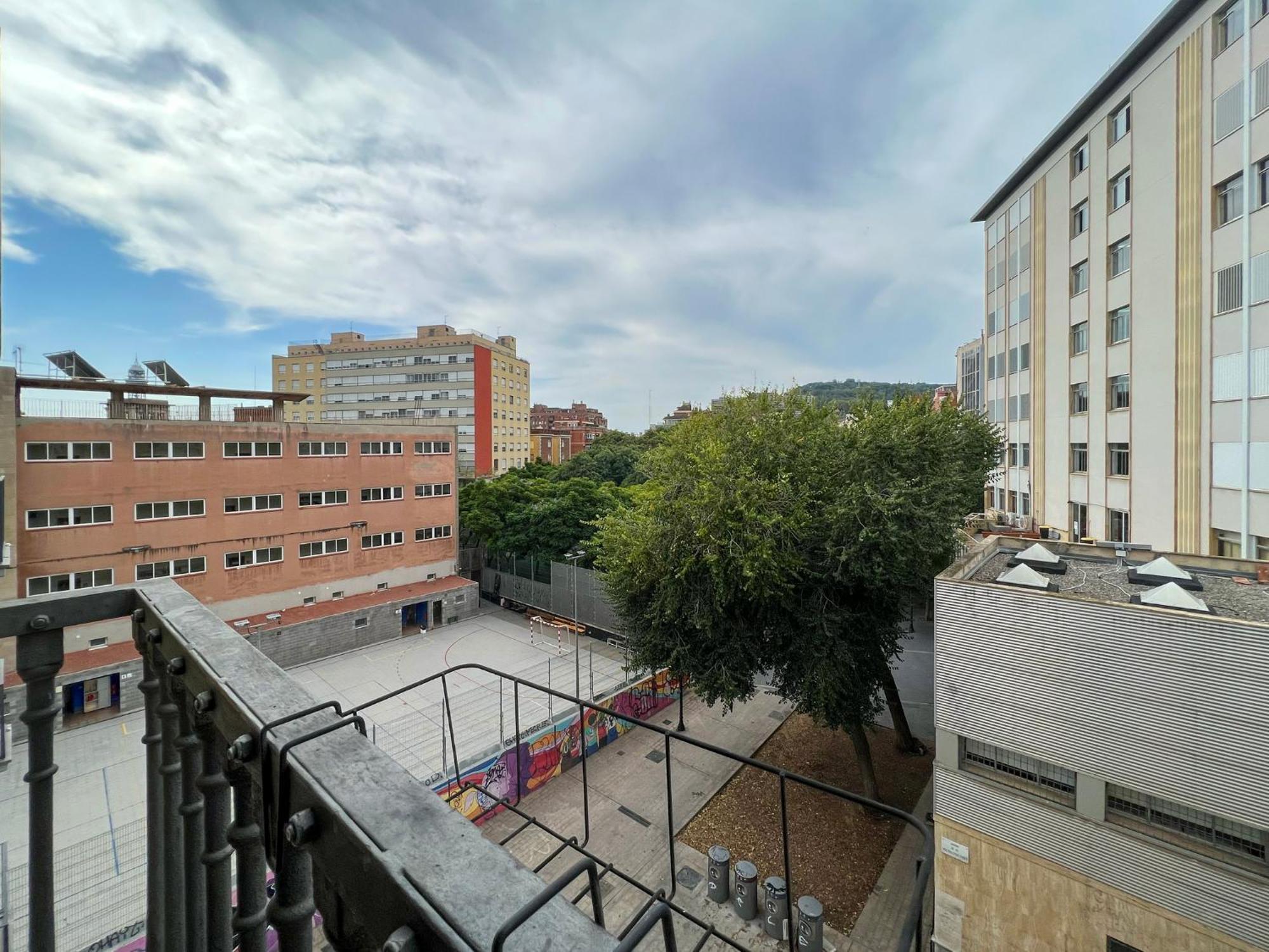 Stay U-Nique Apartments Est Барселона Екстериор снимка