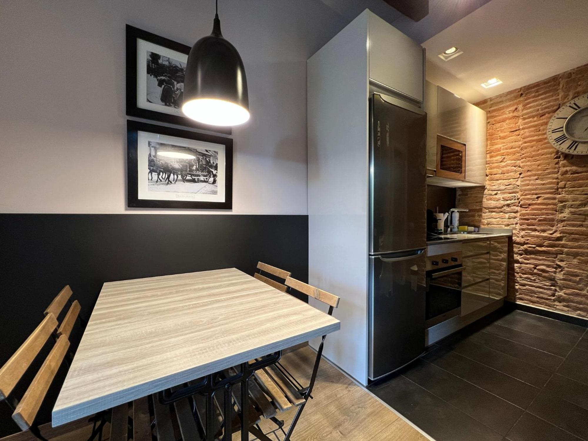 Stay U-Nique Apartments Est Барселона Екстериор снимка