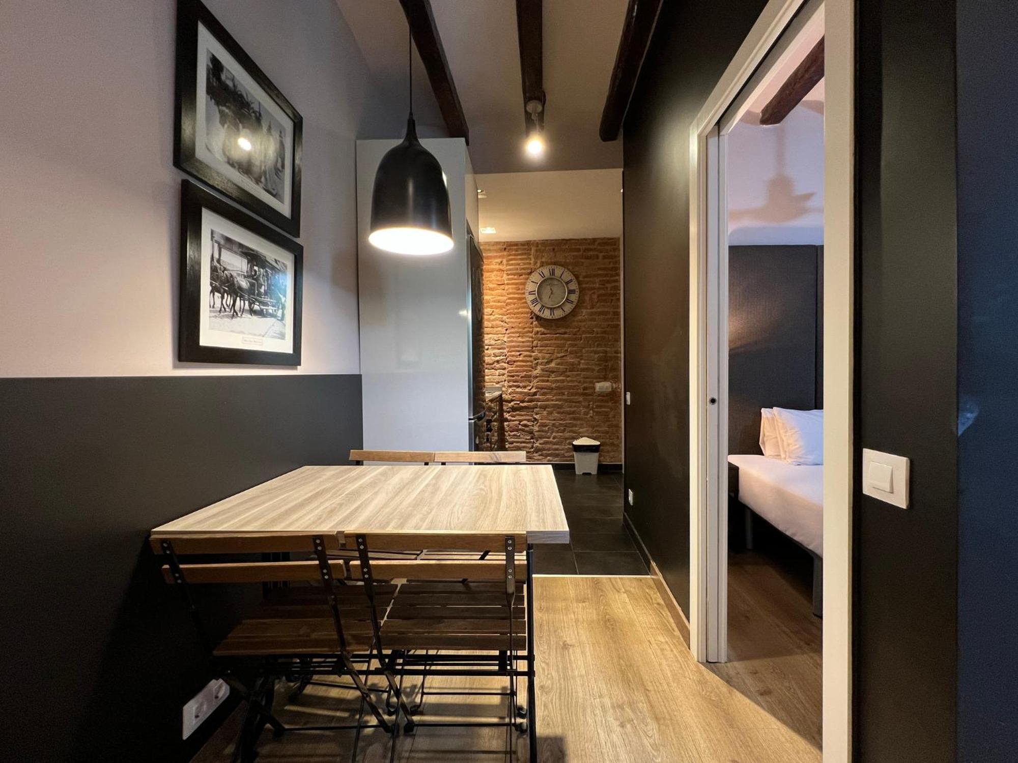 Stay U-Nique Apartments Est Барселона Екстериор снимка