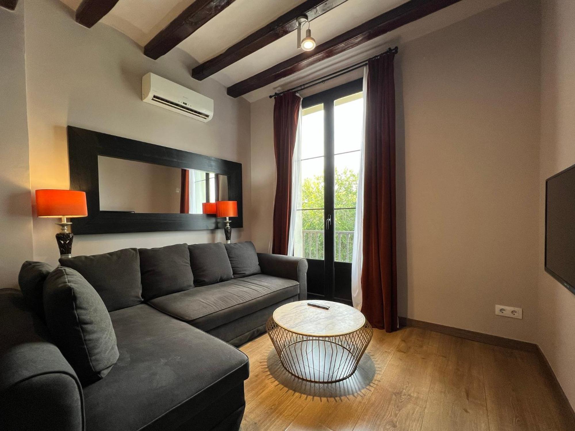 Stay U-Nique Apartments Est Барселона Екстериор снимка